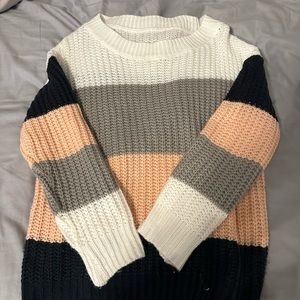 Super cute sweater from Amazon. Worn a few times. Great condition!